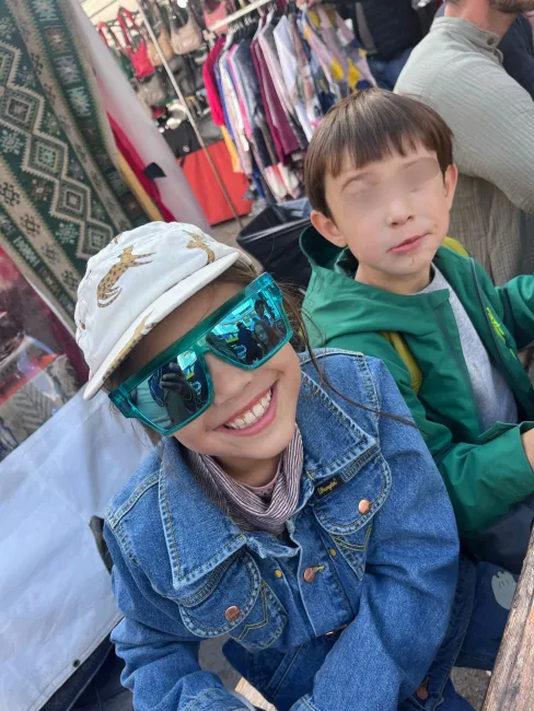 KidsKultur Kultur für Kinder Berlin Programm Kreative Bildung Ganzheitliche Erziehung KulturKids Architektur Museum Skizzenbuch Kindgerechte Kulturvermittlung Ästhetische Bildung Workshop Museumspädagogik Atelier Kreativworkshop basteln Lesen Entdecken Mind Body Soul skizzieren Ganzheitliche Förderung Emotionales Lernen Selbstregulation durch Kulturpädagogik Aktivitäten Prenzlauer Berg Berlin Kultur Programm Kreatives Lernen Workshop Berlin Künstlerische Früherziehung Ästhetische Wahrnehmung Malen Zeichnen 